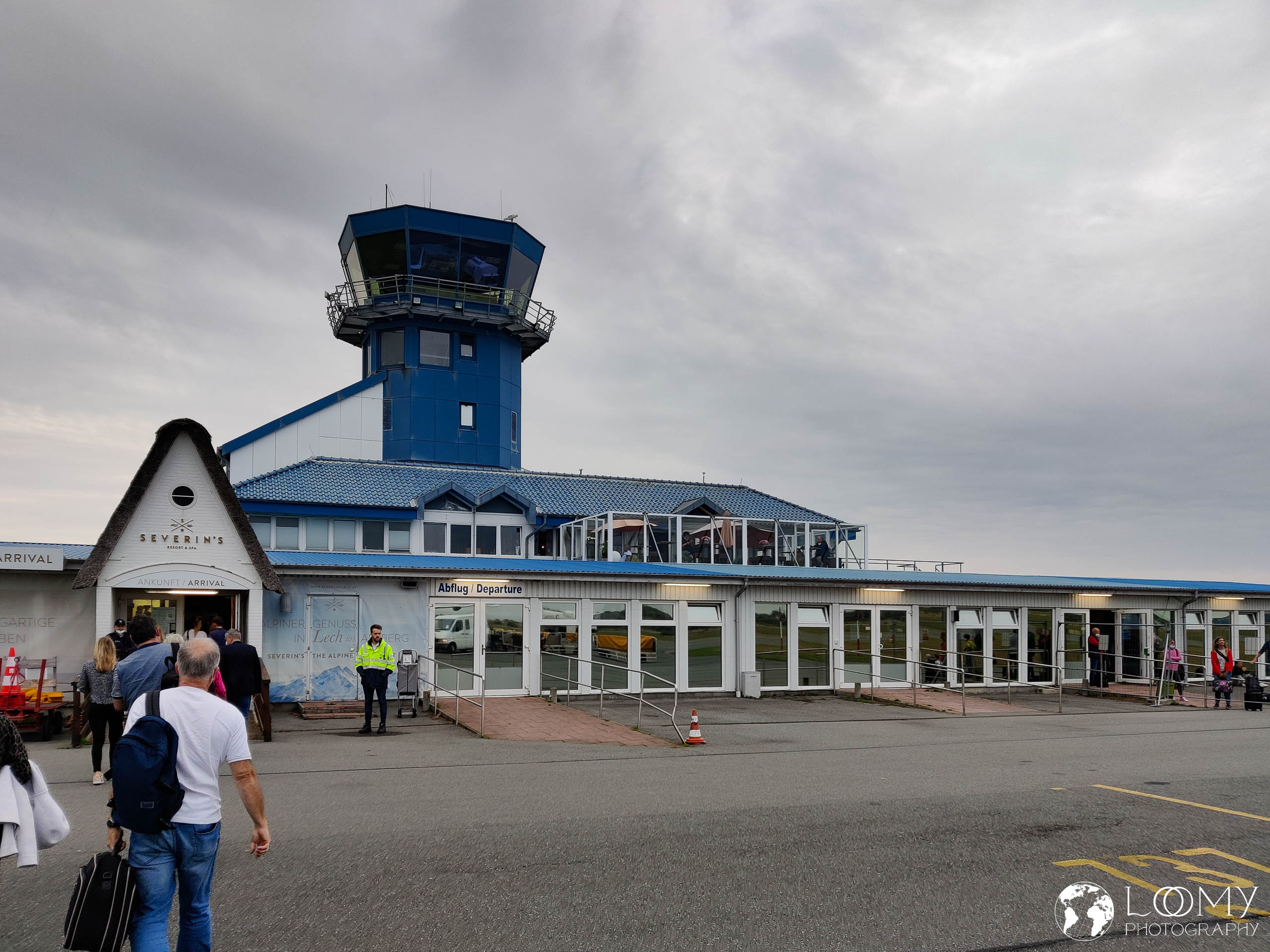 Flughafen
