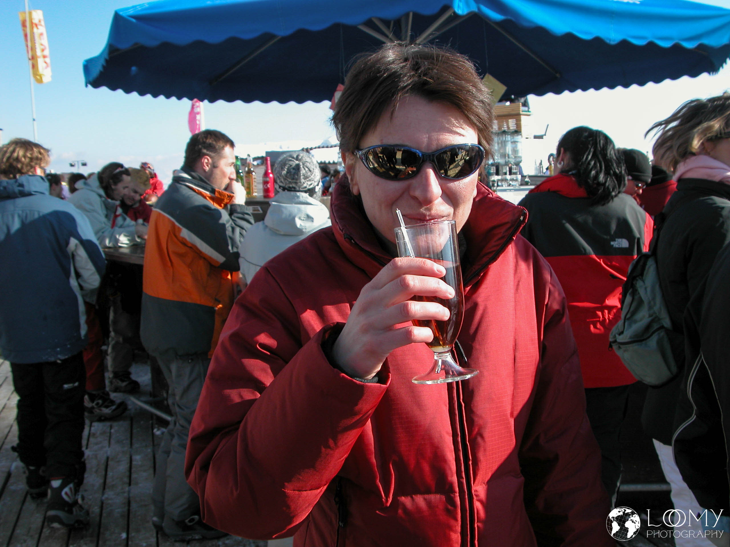 Sandra geniesst den Trunk