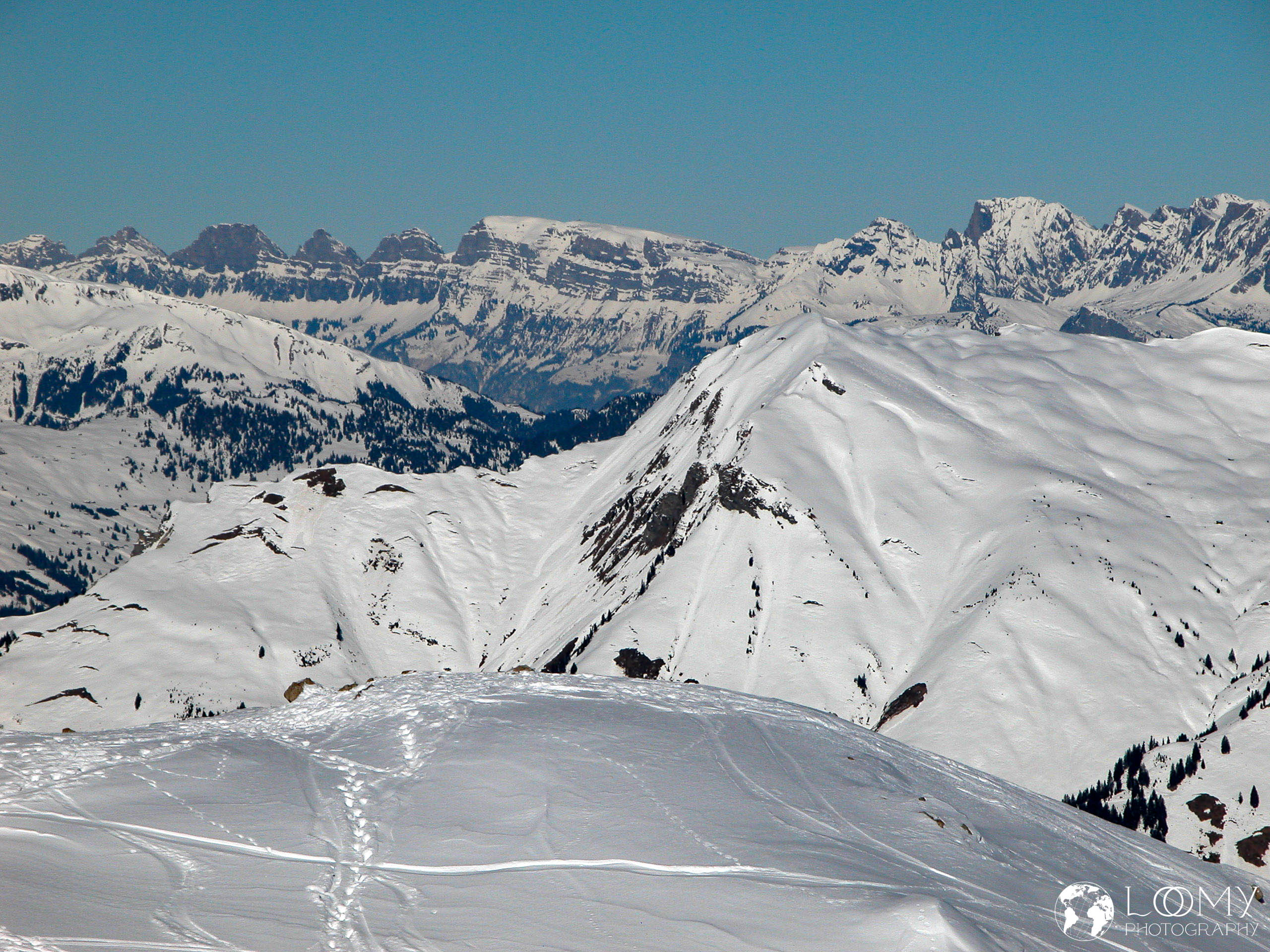 X3 0027 m01188 0203 -  