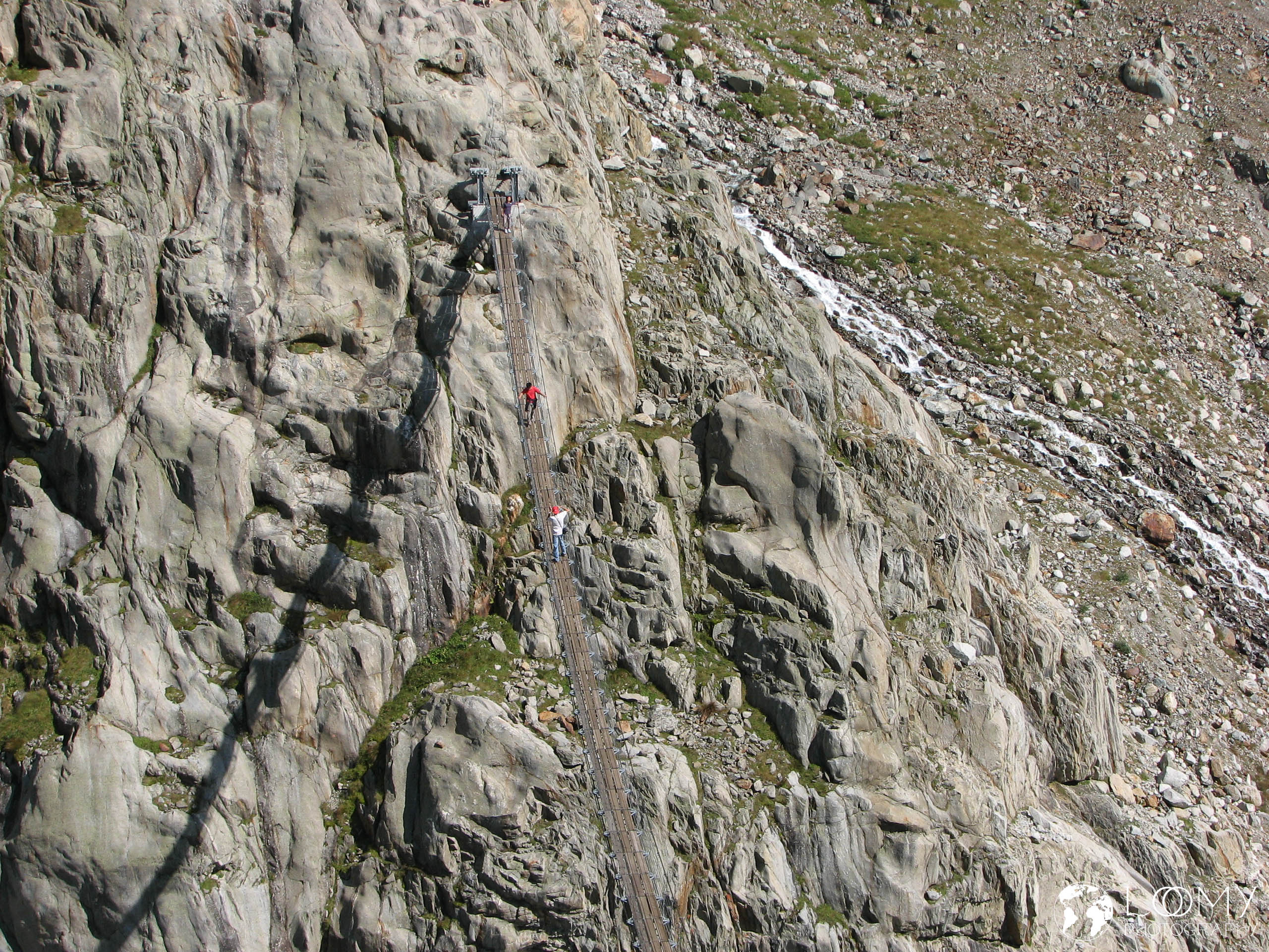 Hängeseilbrücke (102m lang)