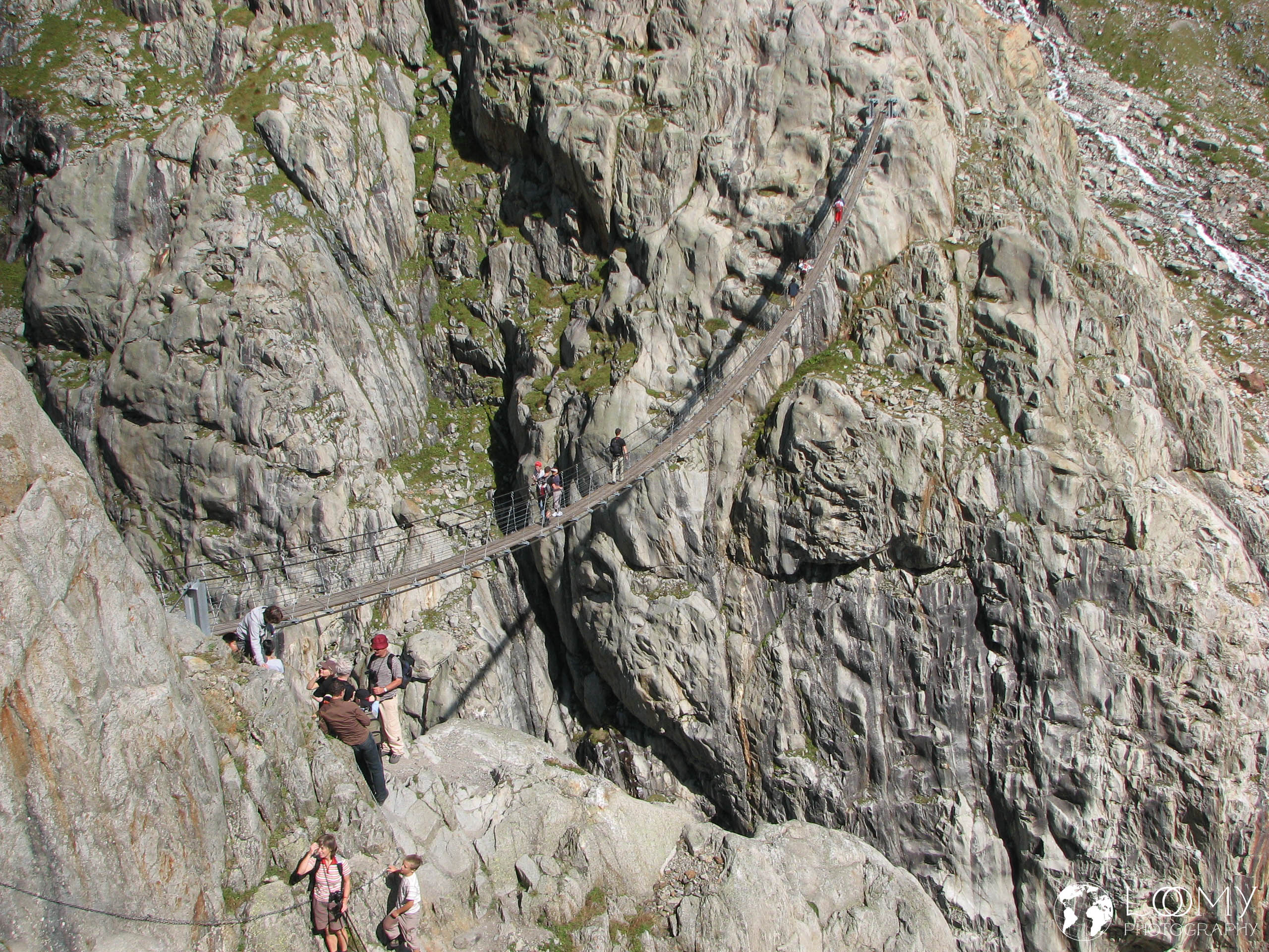 Hängeseilbrücke (102m lang)