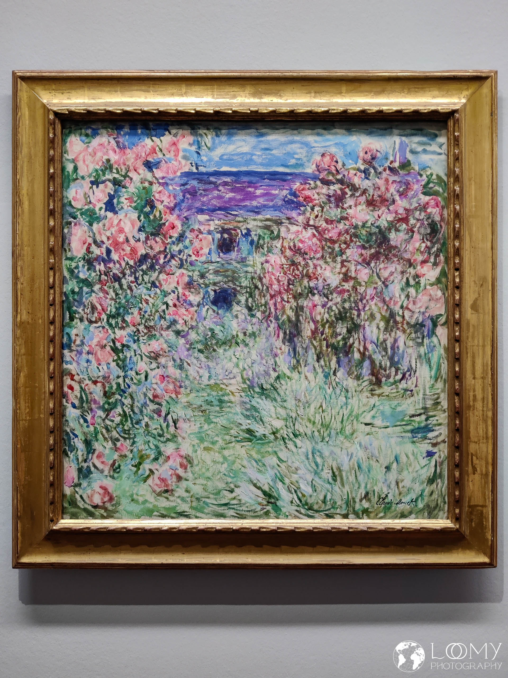 Das Haus in den Rosen, 1925