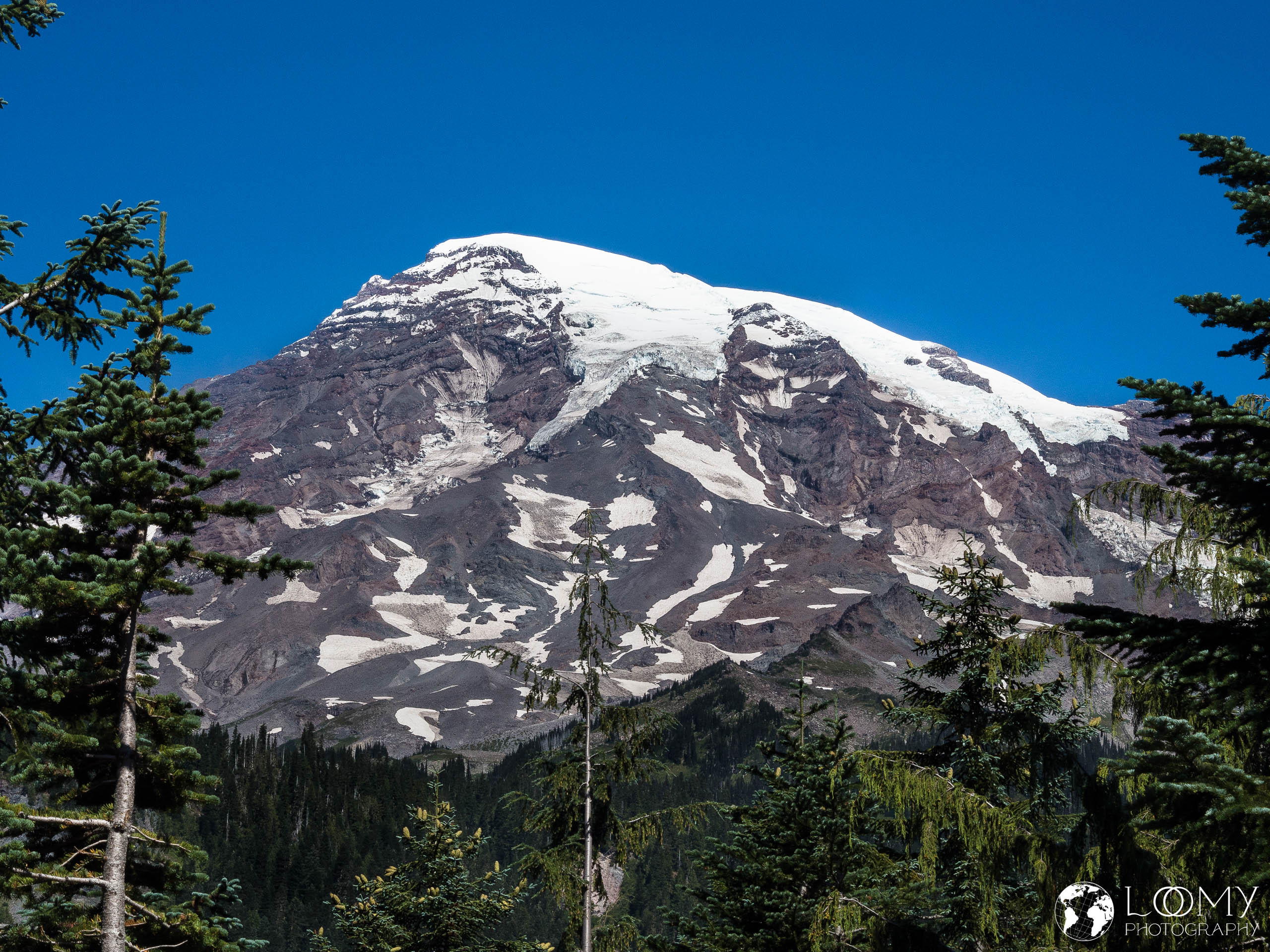 Mt. Rainier (4392m)