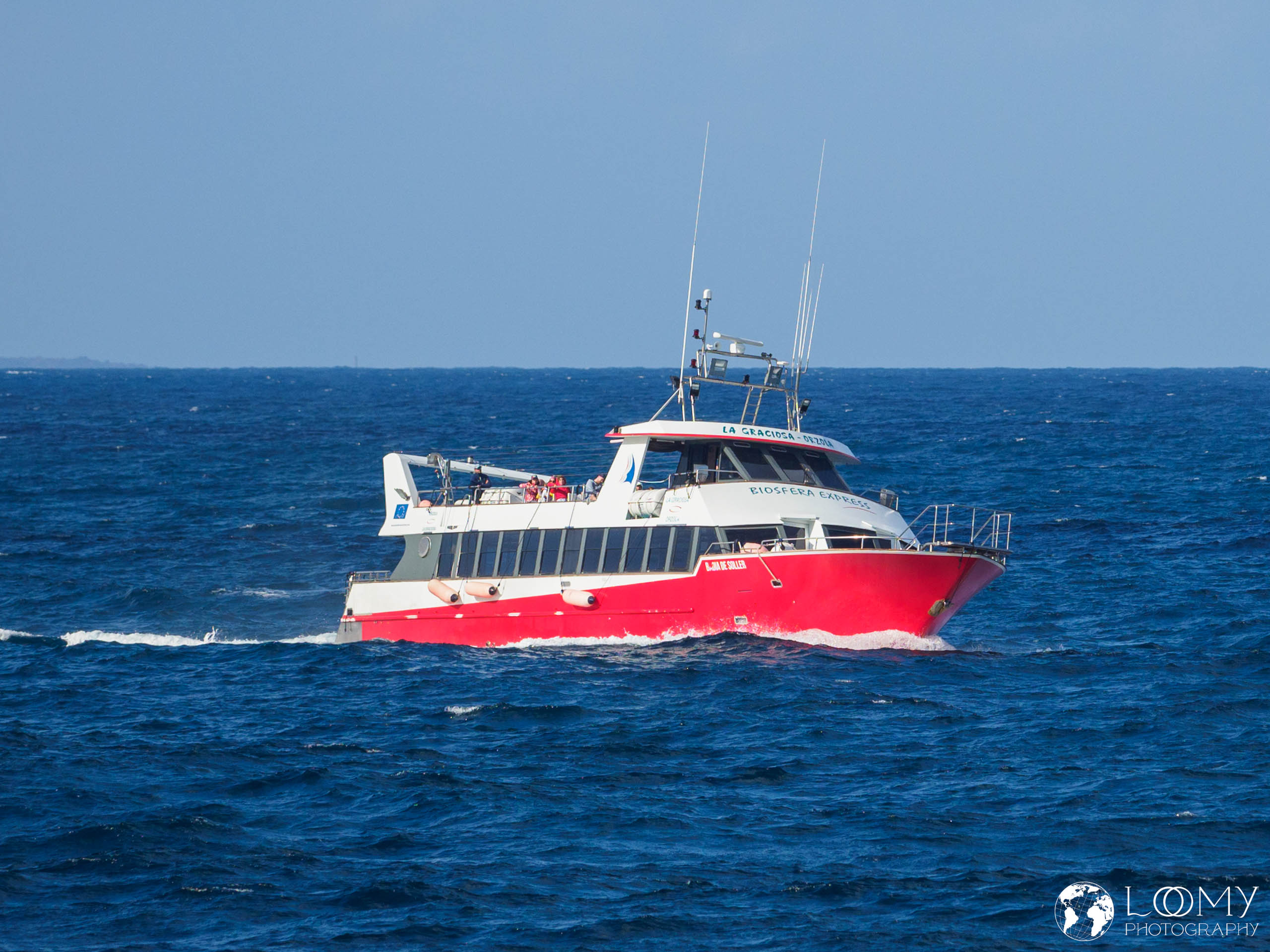 Fähre auf stürmischer See